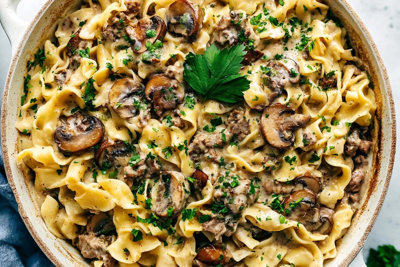 One-Pot Ground Beef Stroganoff with Creamy Mushroom Sauce